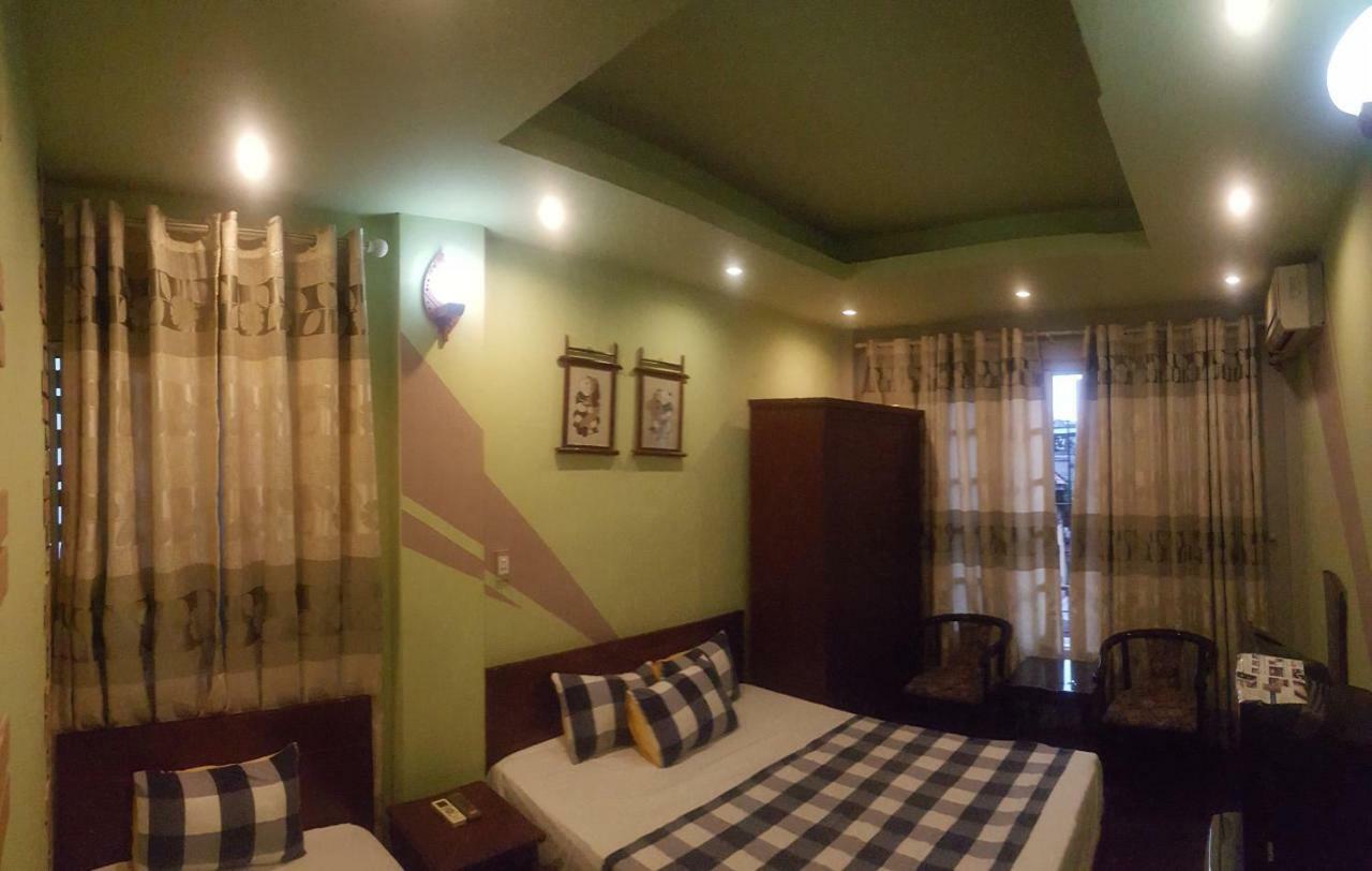 Hanoi Massive Hostel Exterior photo